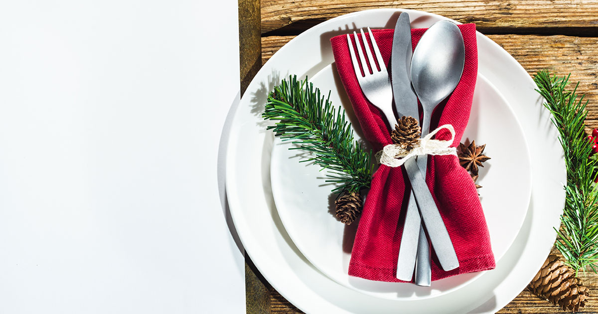 Donnez à votre table de Noël une touche festive en pliant des serviettes ! - Toulousaine